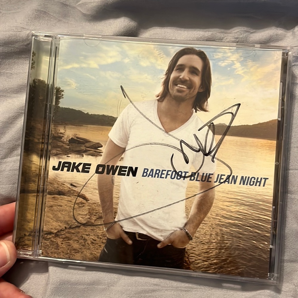 Signed Jake Owen cd